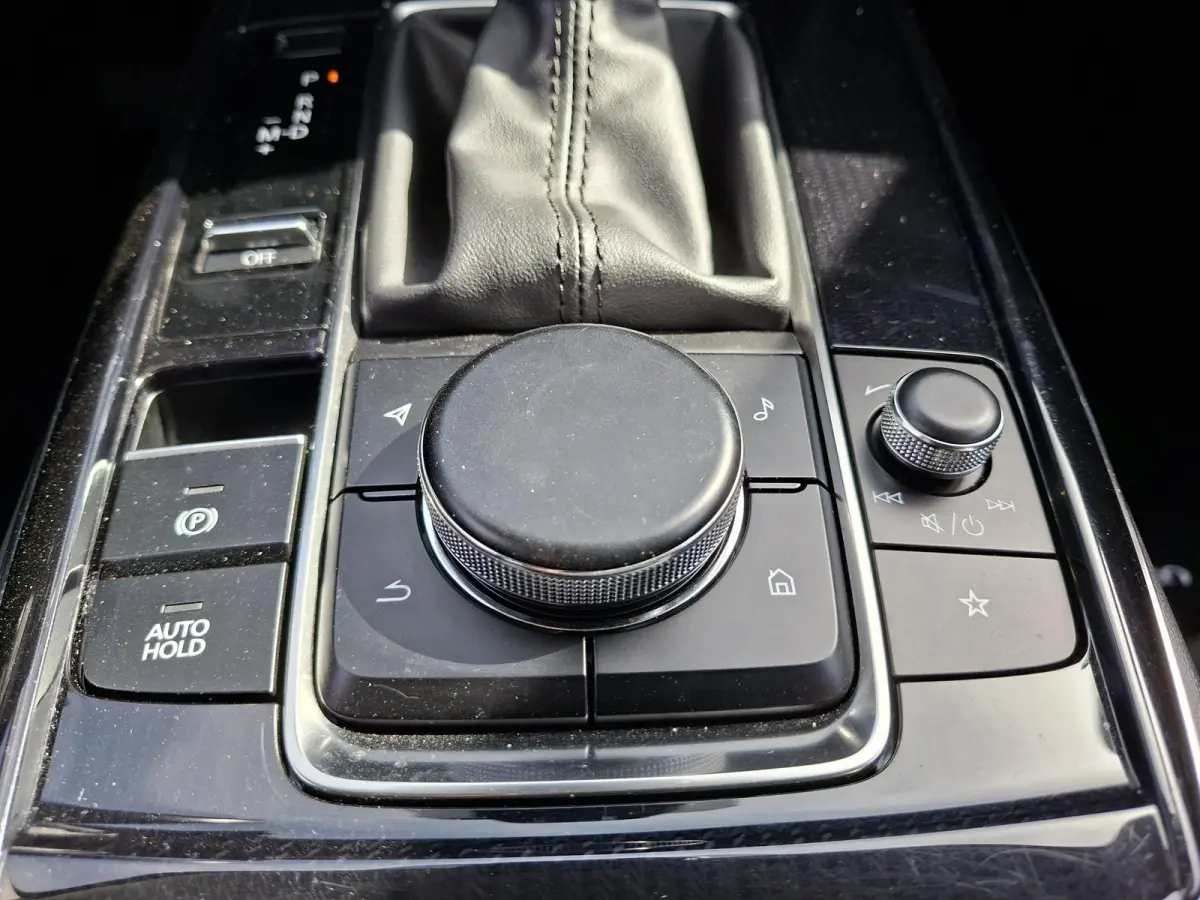 2.0 e-SkyActiv-G M Hybrid Homura PearlWhite Adaptive-Cruise Carplay Elek.Achterklep Achteruitrijcamera Head-Up NAP!