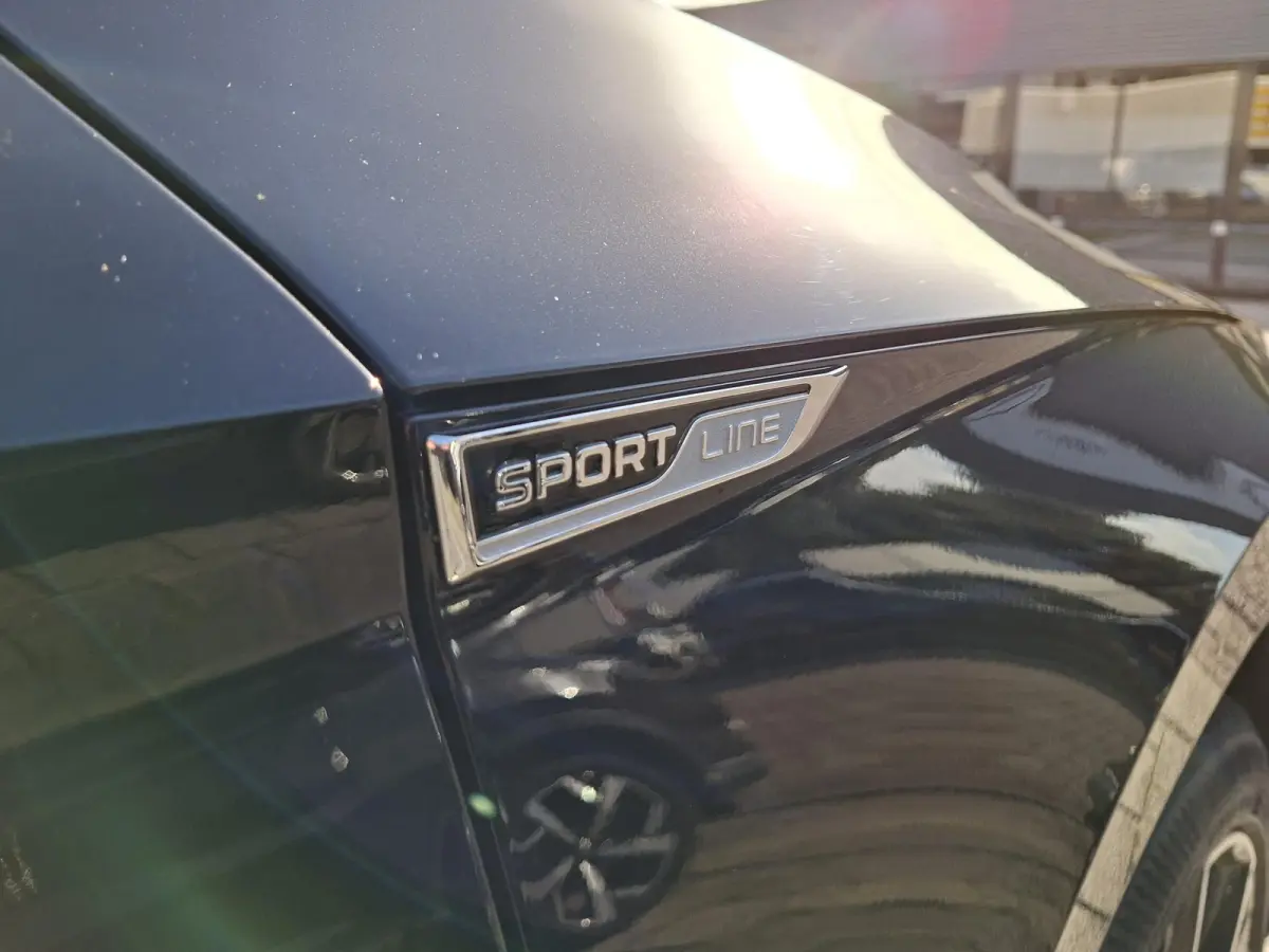 1.5 TSI ACT Sportline Business Carplay Sportstoelen Cruise controle Camera achter