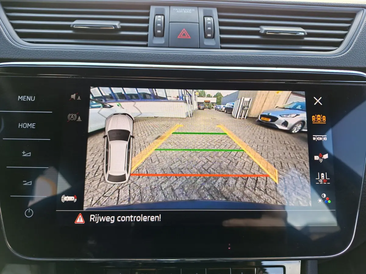 1.5 TSI ACT Sportline Business Carplay Sportstoelen Cruise controle Camera achter