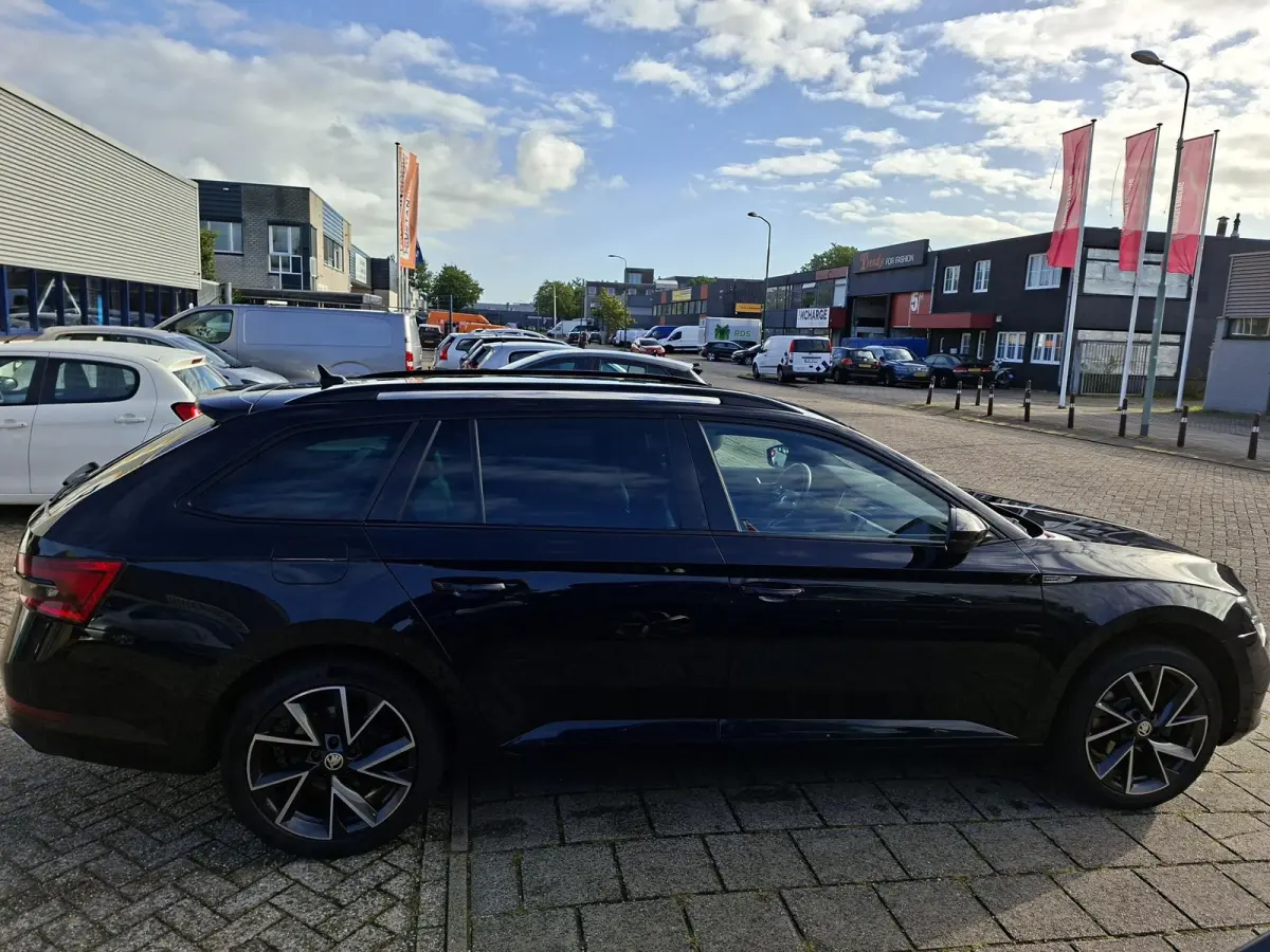 1.5 TSI ACT Sportline Business Carplay Sportstoelen Cruise controle Camera achter