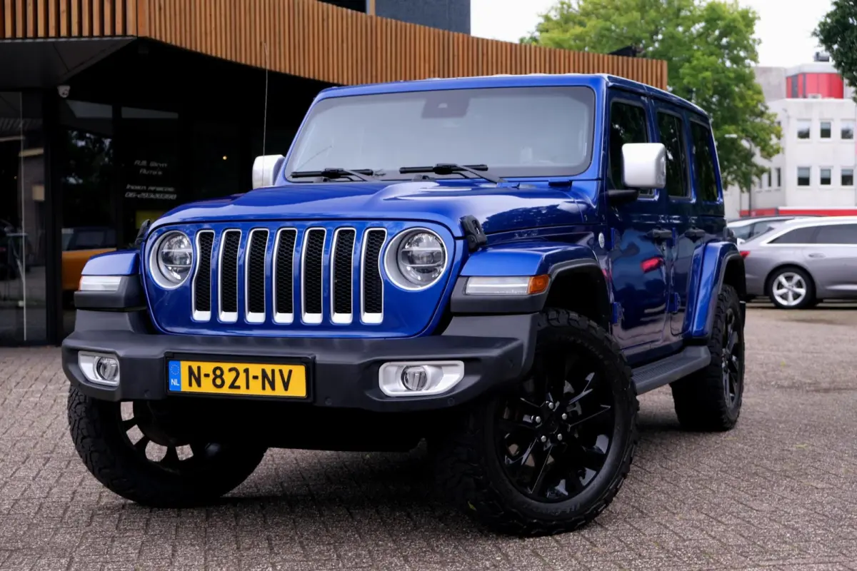 2.0T Sahara|Rijklaar!|Overland|ACC|Camera|Trekhaak|Carplay|4X4|Alpine|Stuurwielverwarming