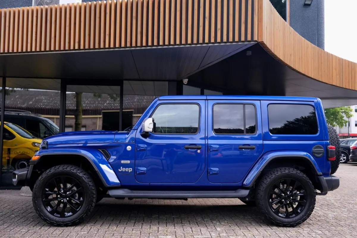 2.0T Sahara|Rijklaar!|Overland|ACC|Camera|Trekhaak|Carplay|4X4|Alpine|Stuurwielverwarming