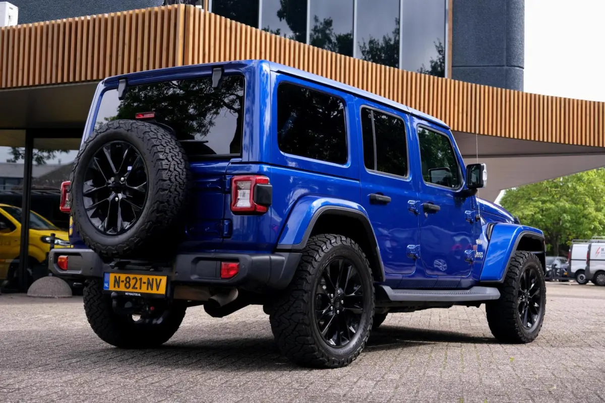 2.0T Sahara|Rijklaar!|Overland|ACC|Camera|Trekhaak|Carplay|4X4|Alpine|Stuurwielverwarming