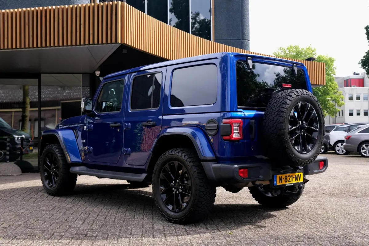 2.0T Sahara|Rijklaar!|Overland|ACC|Camera|Trekhaak|Carplay|4X4|Alpine|Stuurwielverwarming