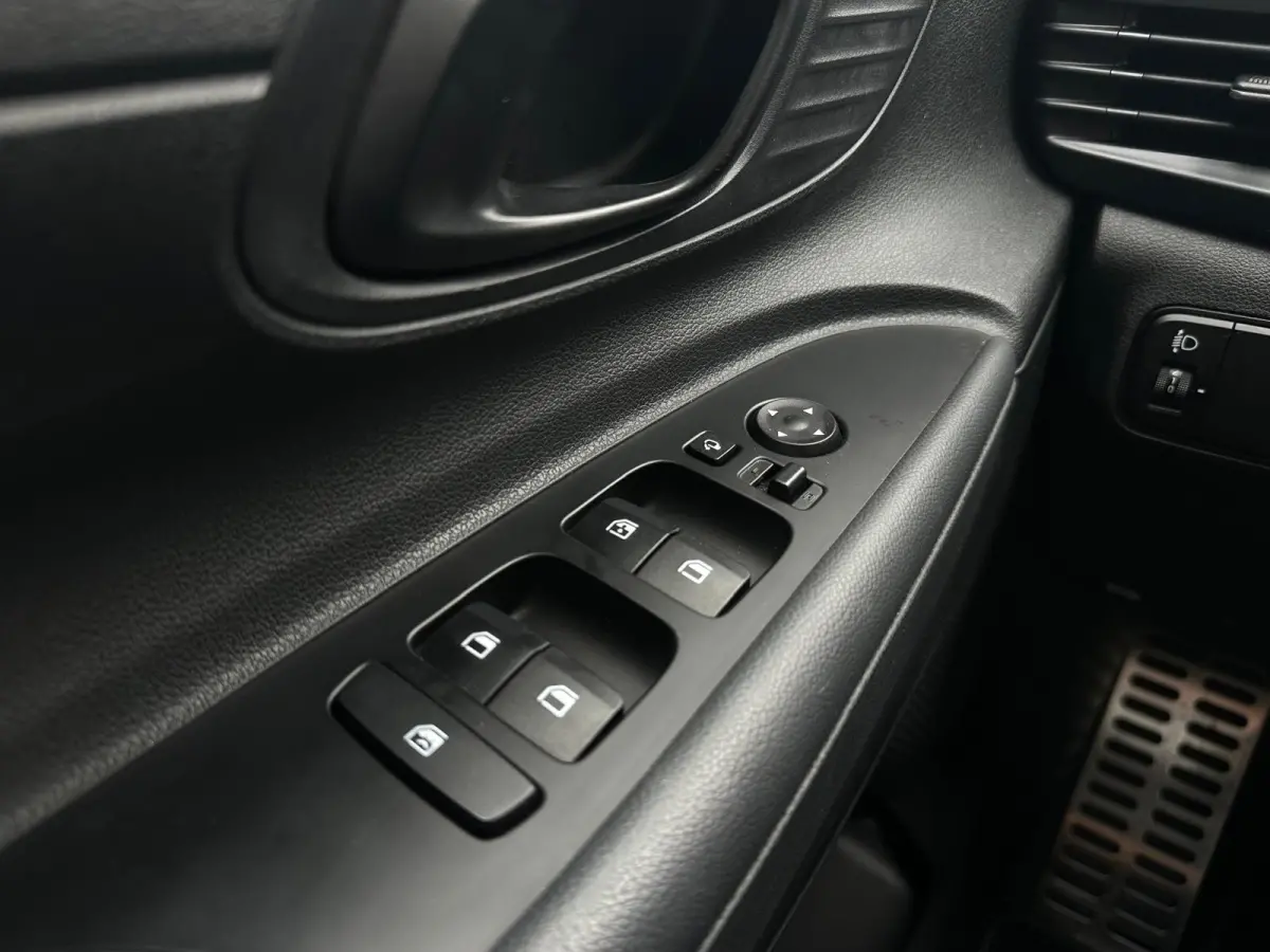 1.0 T-GDI Comfort Smart, Airco, Camera, CarPlay, Cruise, Virtual Cockpit, NAP