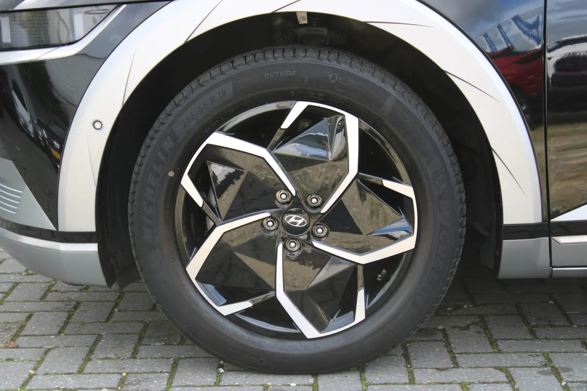 Lounge 58 kWh | Cruise control adaptief met Stop&Go en stuurhulp | Dodehoekdetectie met correctie | Vehicle-to-load
