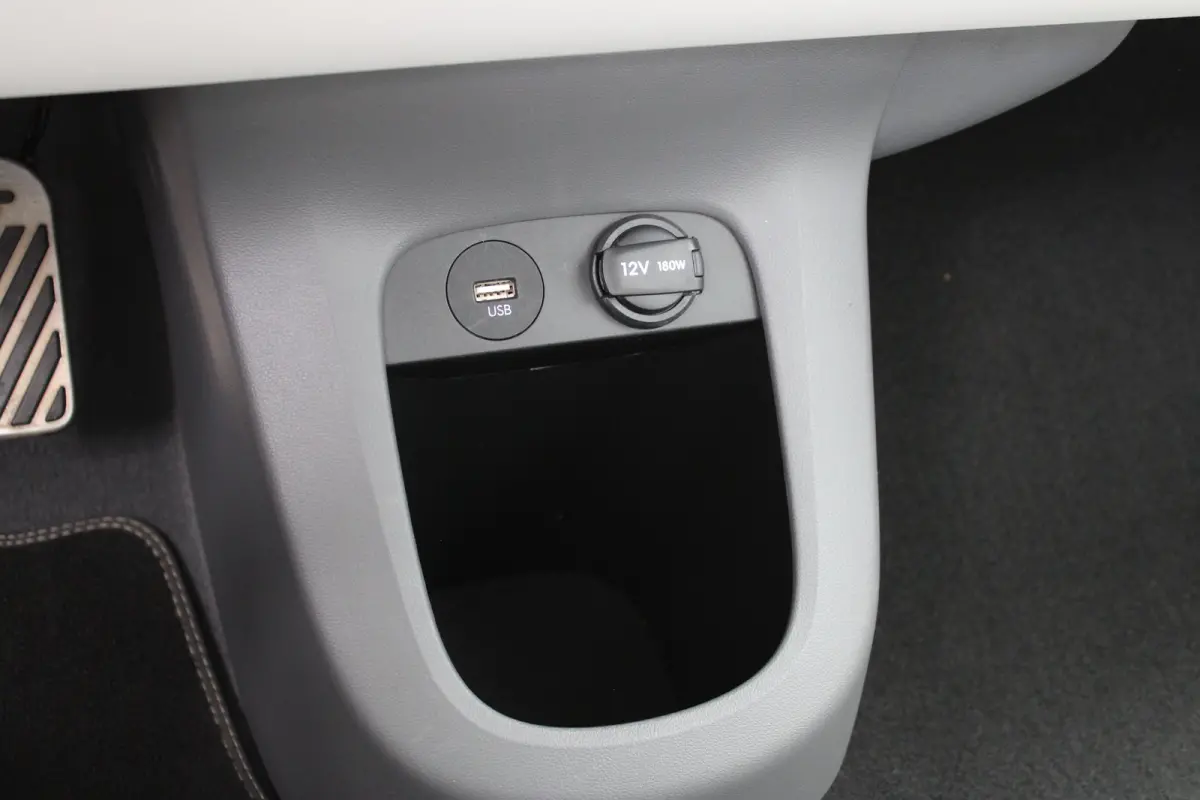 Lounge 58 kWh | Cruise control adaptief met Stop&Go en stuurhulp | Dodehoekdetectie met correctie | Vehicle-to-load