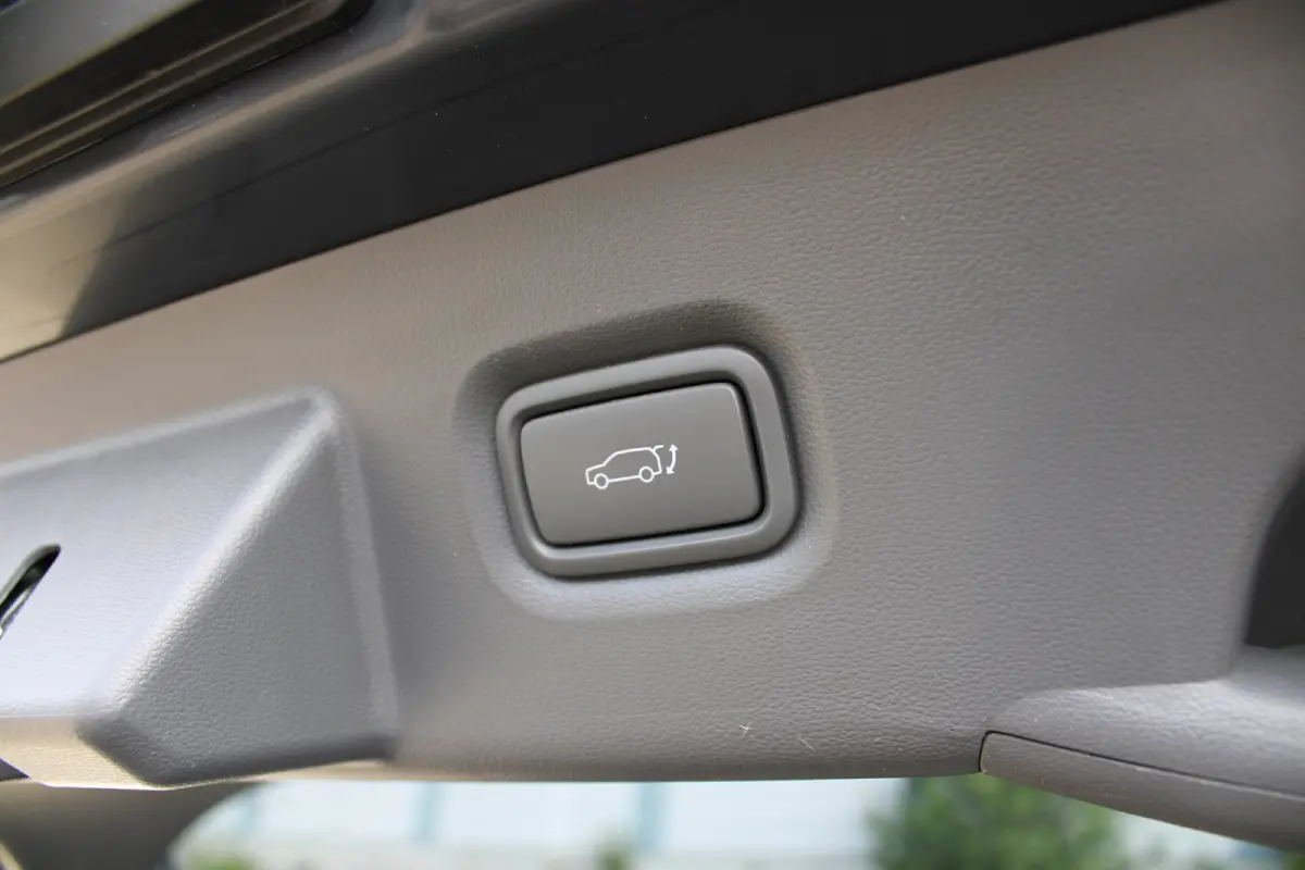 Lounge 58 kWh | Cruise control adaptief met Stop&Go en stuurhulp | Dodehoekdetectie met correctie | Vehicle-to-load