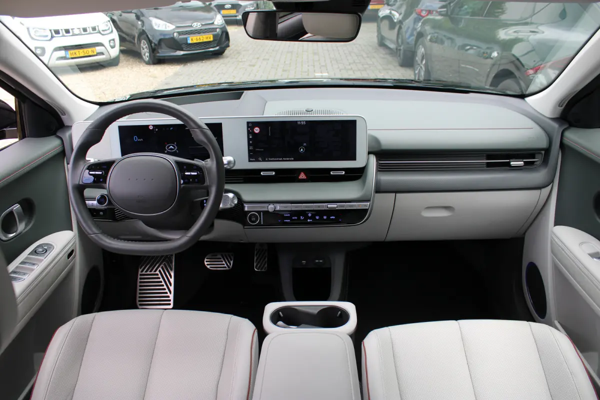 Lounge 58 kWh | Cruise control adaptief met Stop&Go en stuurhulp | Dodehoekdetectie met correctie | Vehicle-to-load