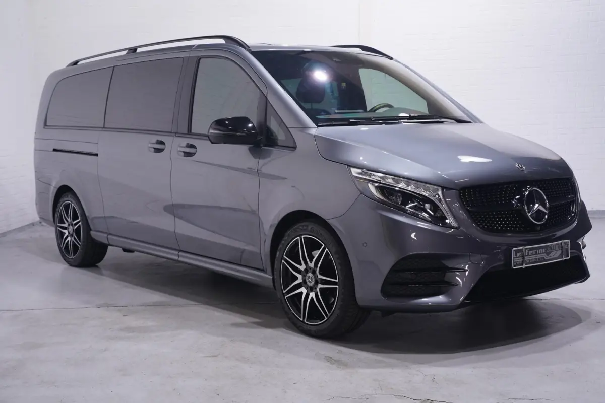 V-klasse 300d L3 AMG Line Airmatic, Burmester Sound, NAP, Distronic, Leder Zwart, LED Koplampen, 19" LMV, Trekhaak 2.500 kg, 5-Zits