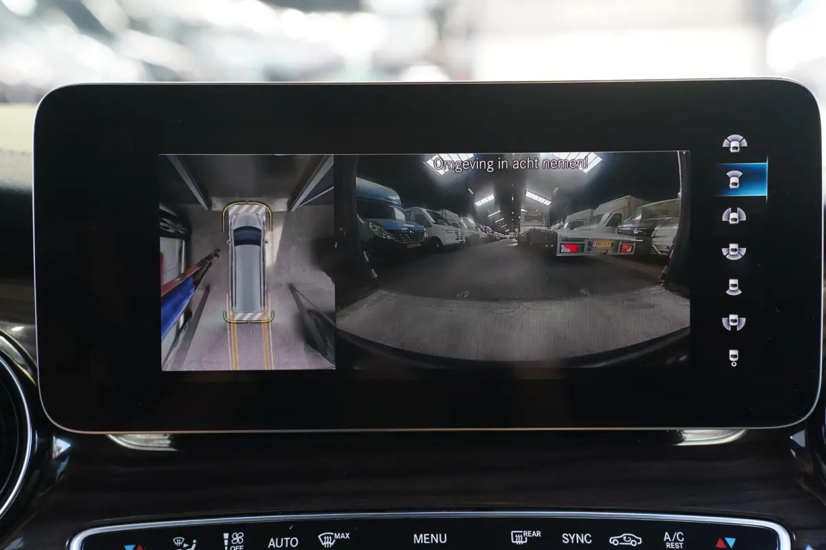 V-klasse 300d L3 AMG Line Airmatic, Burmester Sound, NAP, Distronic, Leder Zwart, LED Koplampen, 19" LMV, Trekhaak 2.500 kg, 5-Zits