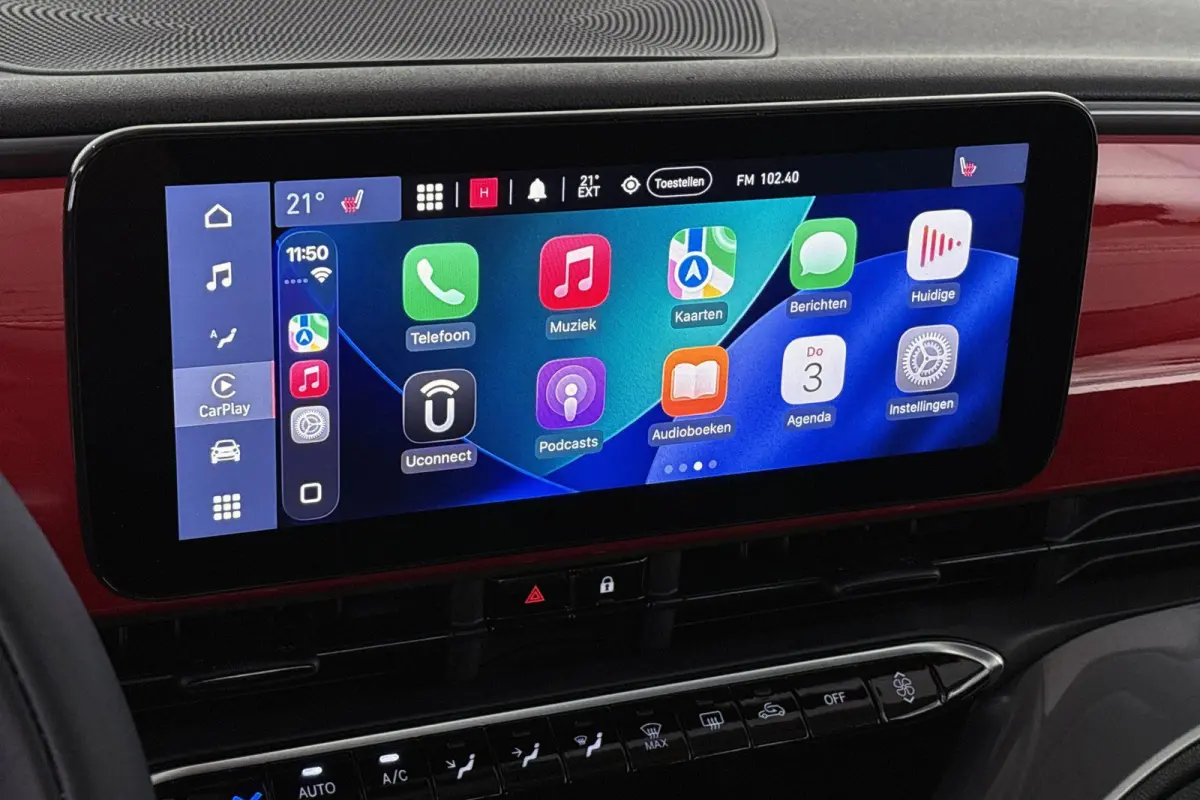 Urban 42 kWh Stoelverwarming Apple CarPlay Achteruitrijcamera