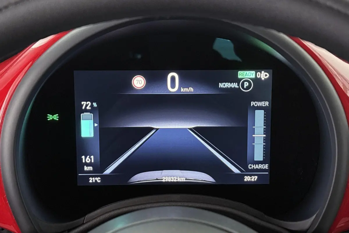 Urban 42 kWh Stoelverwarming Apple CarPlay Achteruitrijcamera