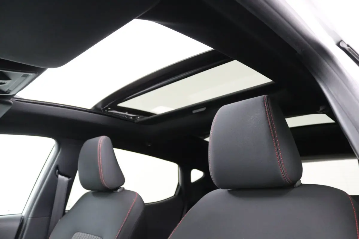 1.0 EcoBoost ST-Line X | Panoramadak | Winterpack | Camera | B&O | LED | Adaptive Cruise | BLIS | DAB | Keyless