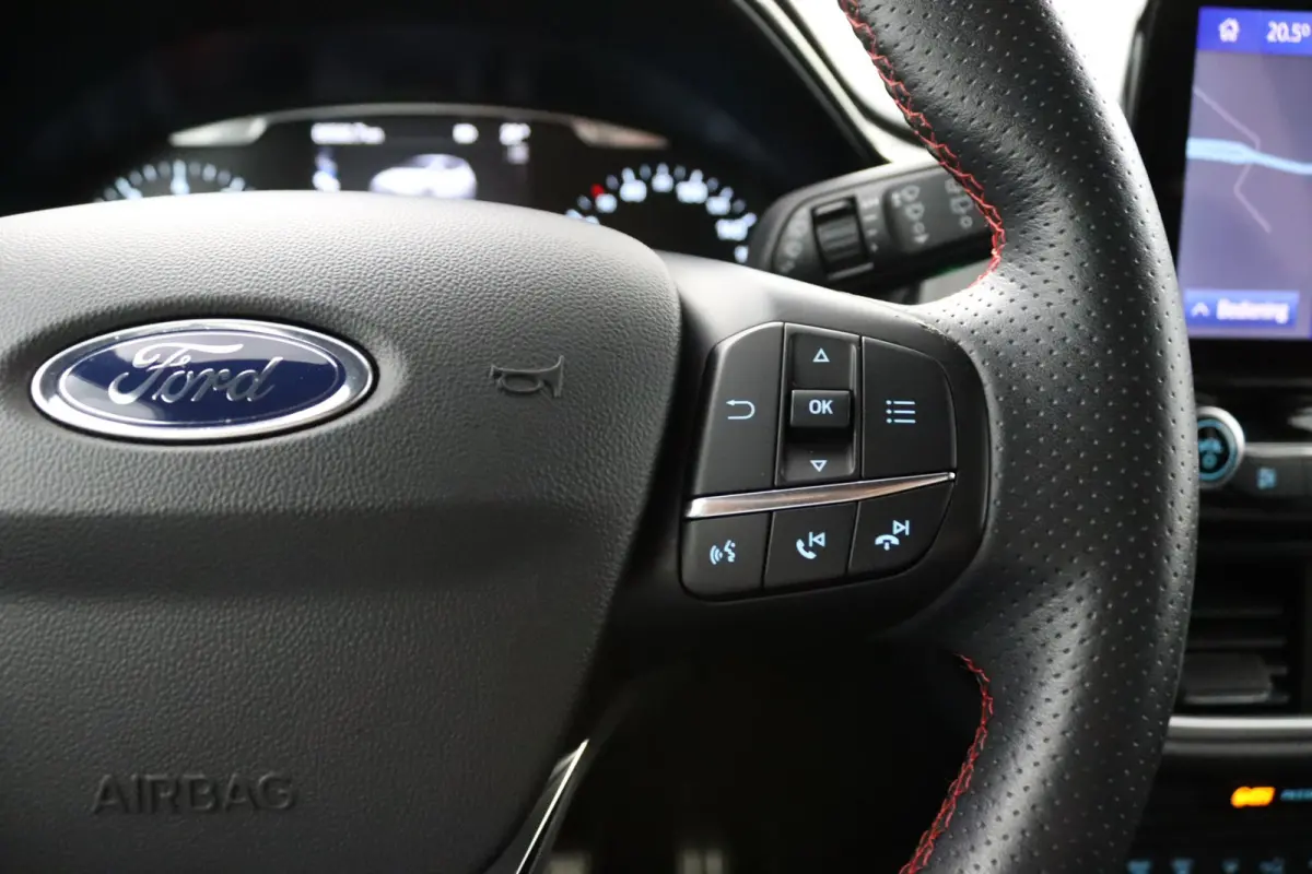 1.0 EcoBoost ST-Line X | Panoramadak | Winterpack | Camera | B&O | LED | Adaptive Cruise | BLIS | DAB | Keyless