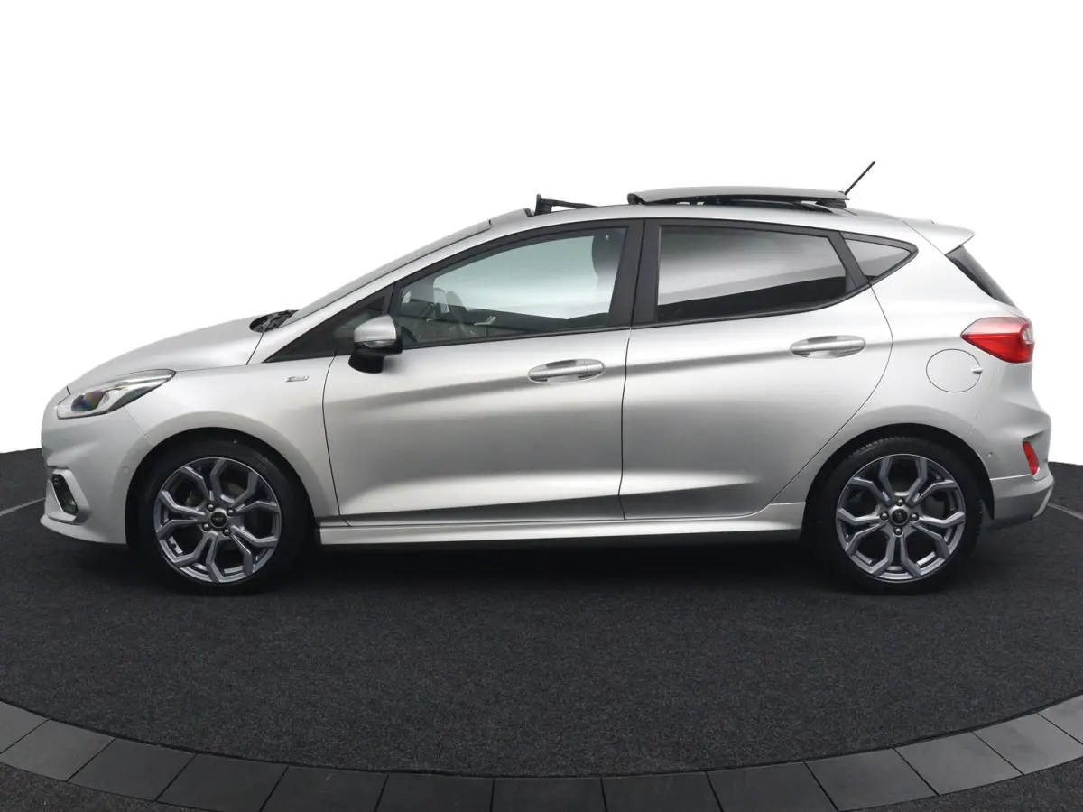 1.0 EcoBoost ST-Line X | Panoramadak | Winterpack | Camera | B&O | LED | Adaptive Cruise | BLIS | DAB | Keyless