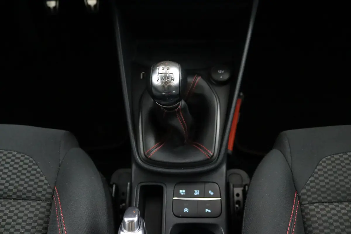 1.0 EcoBoost ST-Line X | Panoramadak | Winterpack | Camera | B&O | LED | Adaptive Cruise | BLIS | DAB | Keyless