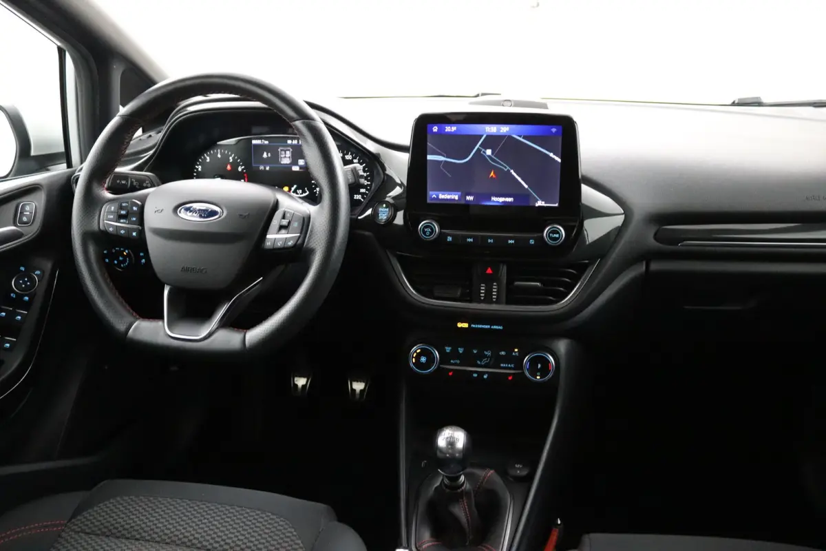1.0 EcoBoost ST-Line X | Panoramadak | Winterpack | Camera | B&O | LED | Adaptive Cruise | BLIS | DAB | Keyless