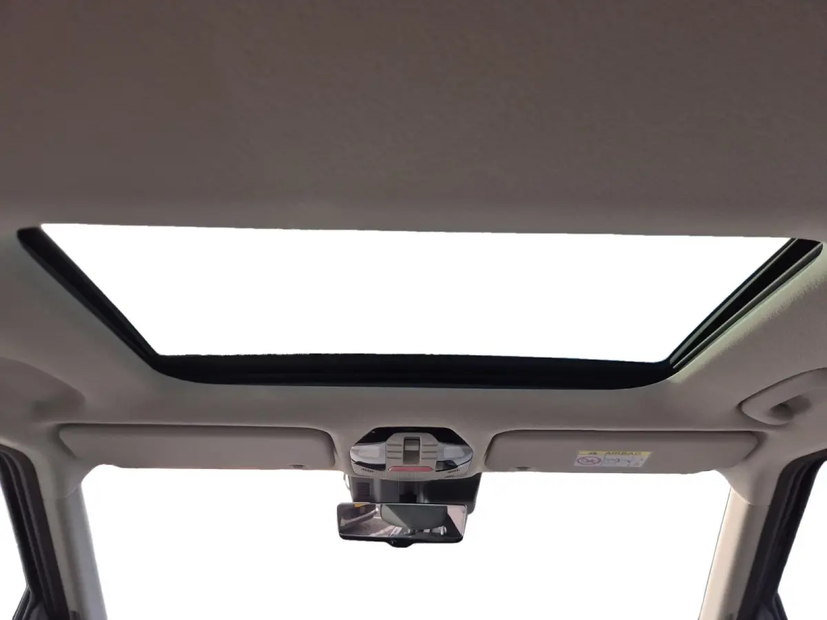 Demo Edition 5-zits 42.2kWh | Airco | Navi | Camera | LM Velgen | Stoelverwarming