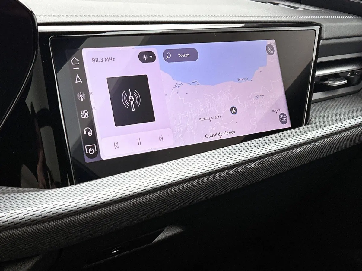 2.0 TFSI e-hybrid quattro S edition Panorama-glasdak | Trekhaak | MMI bijrijdersdisplay | Tech Pro | 20" LM Velgen | Optiekpakket zwart | Navigatie