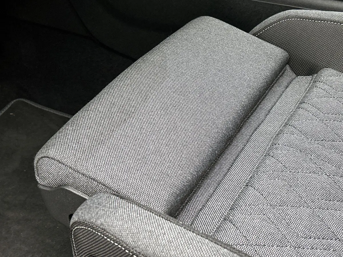 2.0 TFSI e-hybrid quattro S edition Panorama-glasdak | Trekhaak | MMI bijrijdersdisplay | Tech Pro | 20" LM Velgen | Optiekpakket zwart | Navigatie
