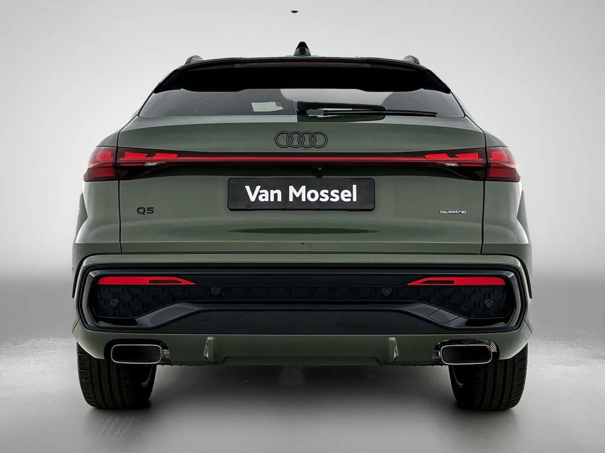 2.0 TFSI e-hybrid quattro S edition Panorama-glasdak | Trekhaak | MMI bijrijdersdisplay | Tech Pro | 20" LM Velgen | Optiekpakket zwart | Navigatie