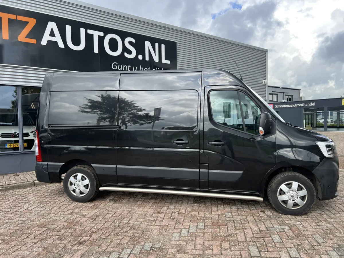 T35 2.3 dCi 150 L2H2 Automaat Work Ed.