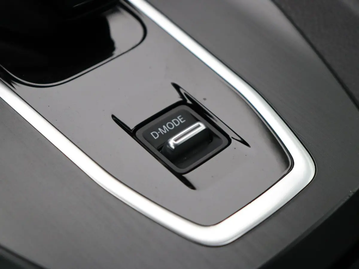 1.5 e-Power N-Connecta | Achteruitrijcamera | All Season Banden | Keyless Entry |