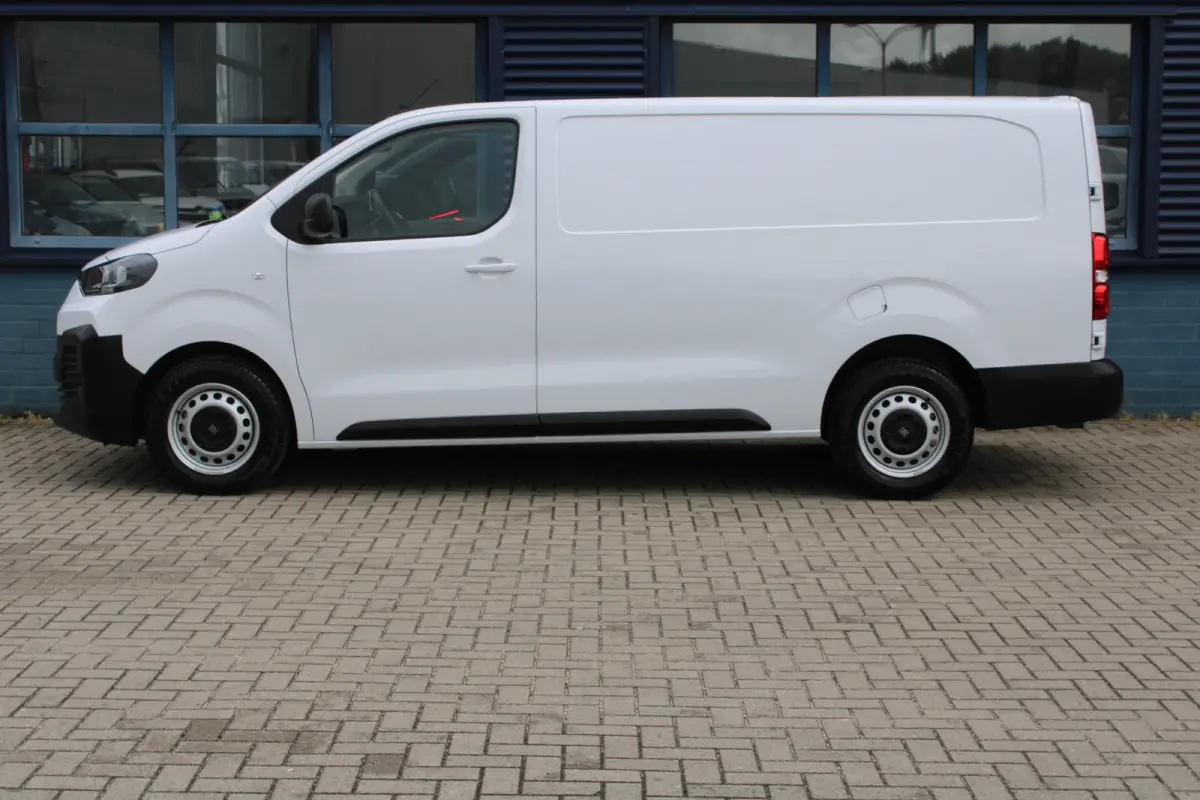 L3 2.0 145 PK |  DSV: digitale binnenspiegel met lateral side view |  Visiopark 180 achteruitrijcamera | 10" Multimedia 3D-kleuren touchscreen