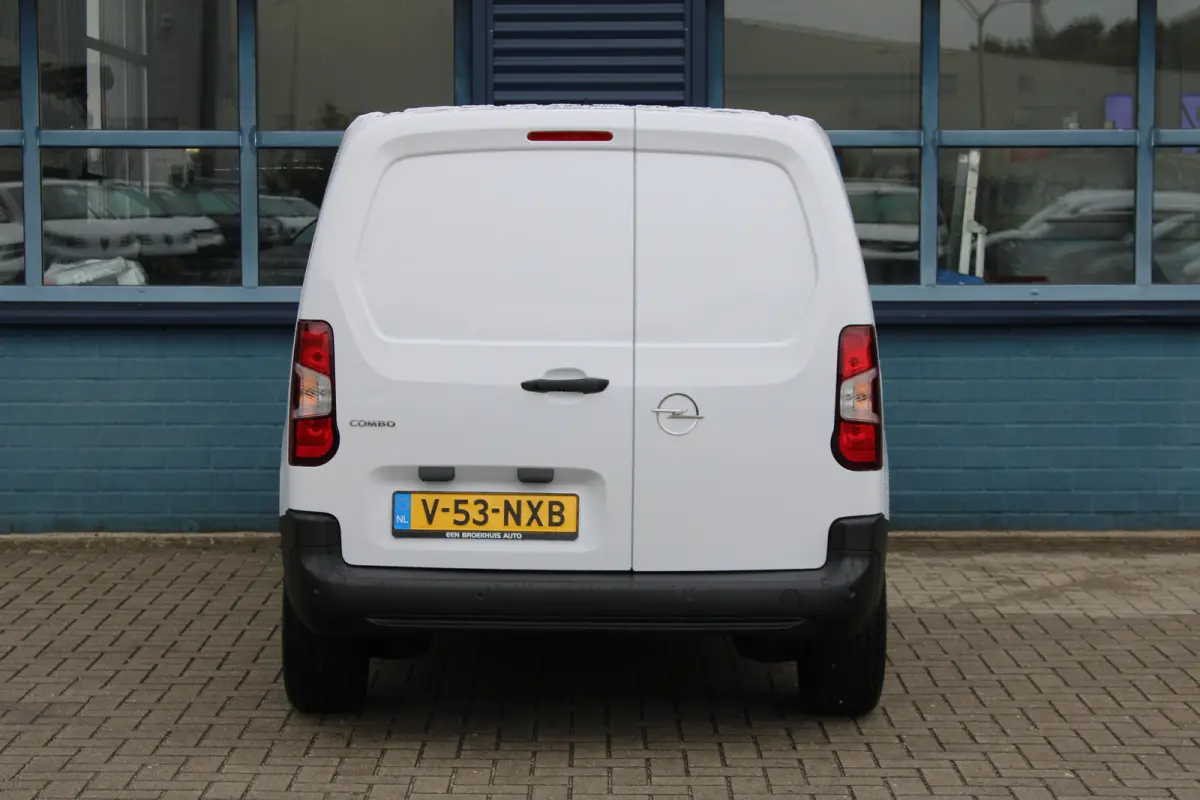 50kWh 136 PK |  Automatische A/C |  Comfort bestuurdersstoel |  Pakket Visibility, Licht en regen sensoren
