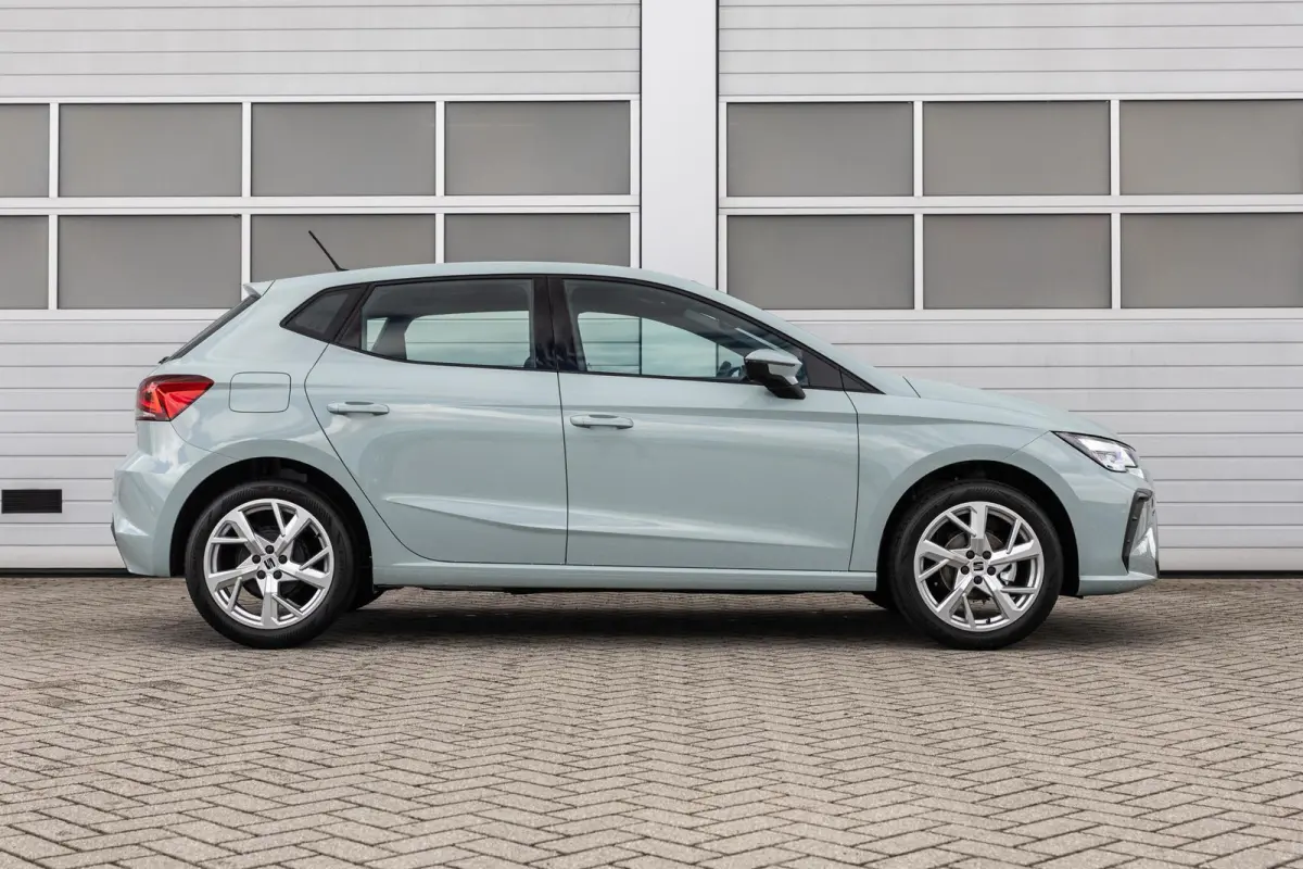 1.0 EcoTSI 95pk Style | Cruise Control | Parkeersensoren