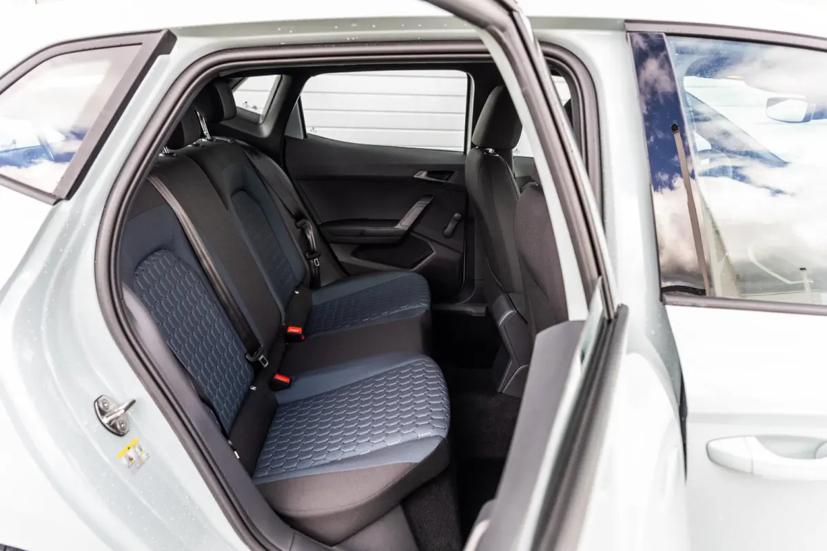 1.0 EcoTSI 95pk Style | Cruise Control | Parkeersensoren