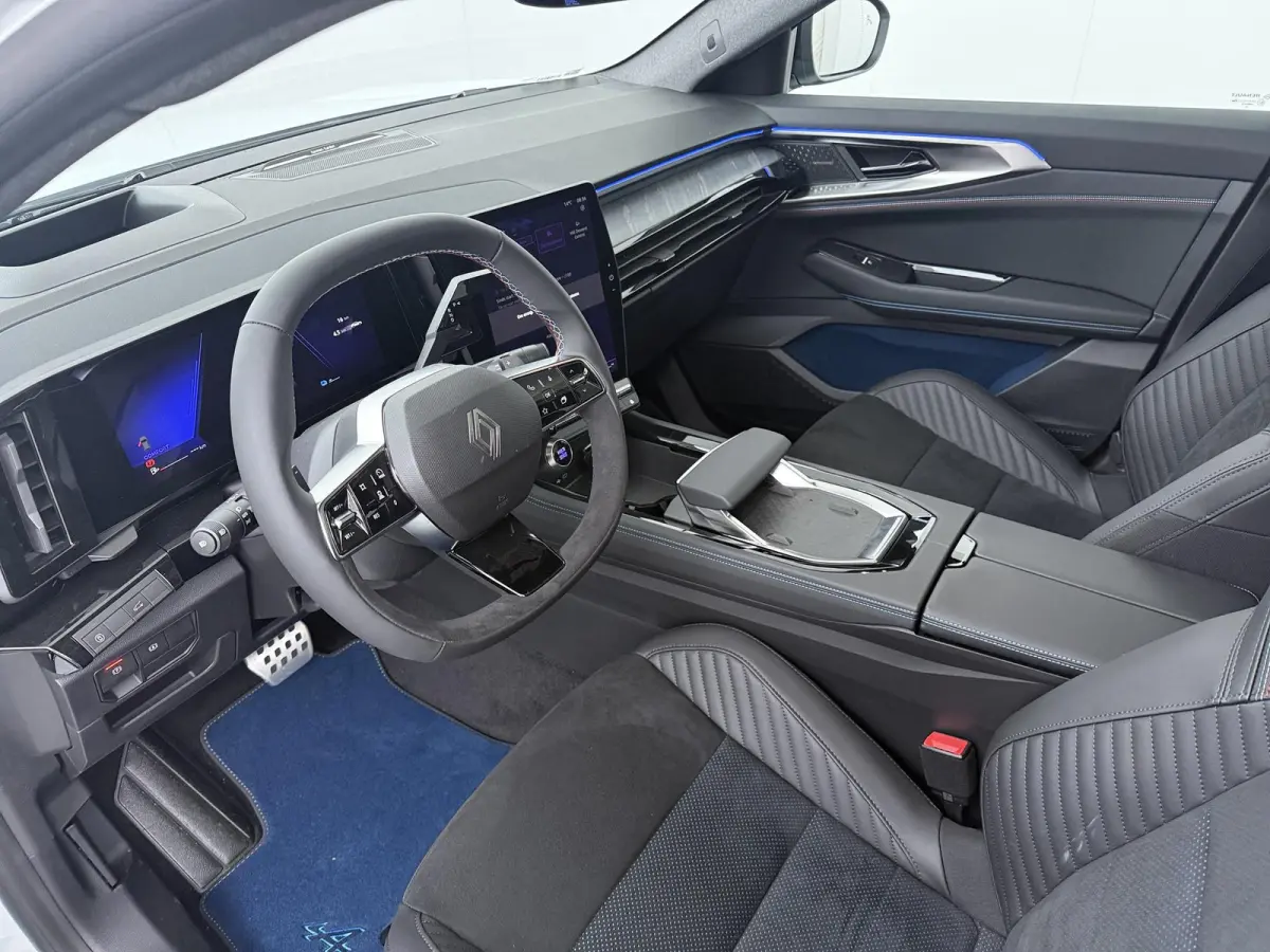 esprit Alpine full hybrid E-Tech 200 | Private Lease vanaf €797! | Pack Élysée | pack light & sound | pack privilège |