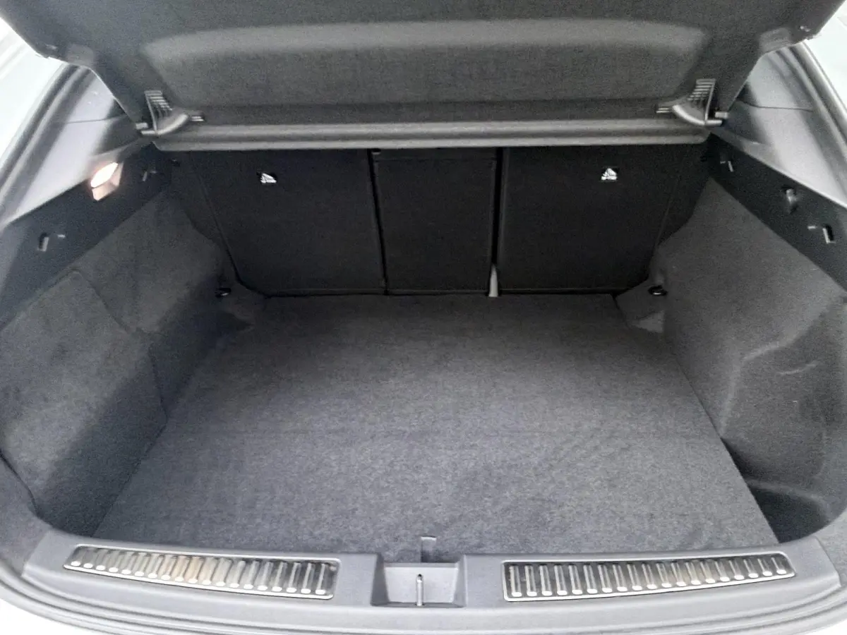 esprit Alpine full hybrid E-Tech 200 | Private Lease vanaf €797! | Pack Élysée | pack light & sound | pack privilège |