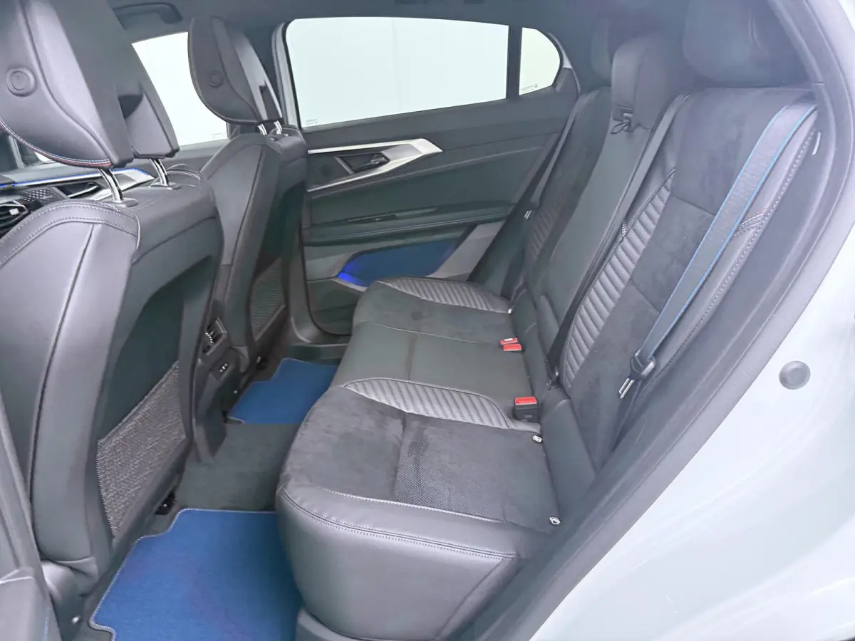esprit Alpine full hybrid E-Tech 200 | Private Lease vanaf €797! | Pack Élysée | pack light & sound | pack privilège |