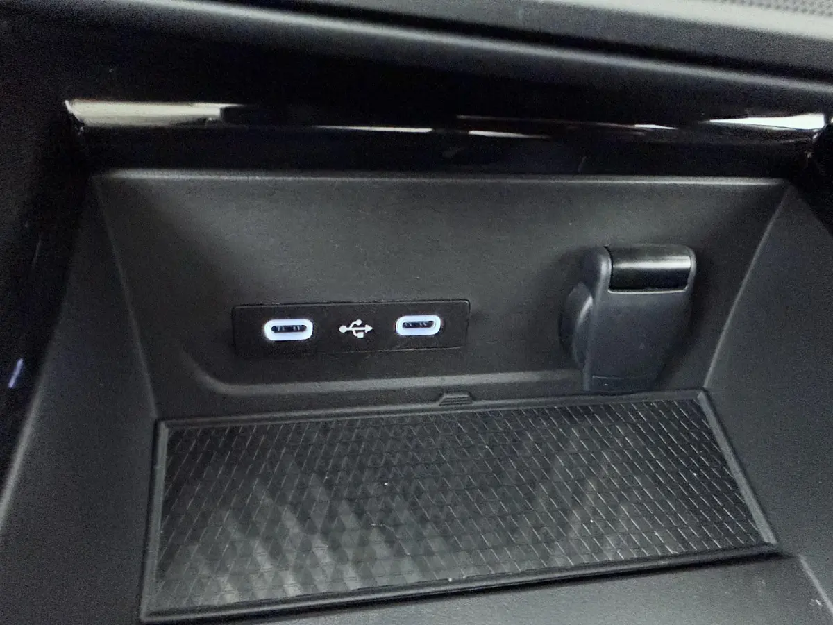 esprit Alpine full hybrid E-Tech 200 | Private Lease vanaf €797! | Pack Élysée | pack light & sound | pack privilège |