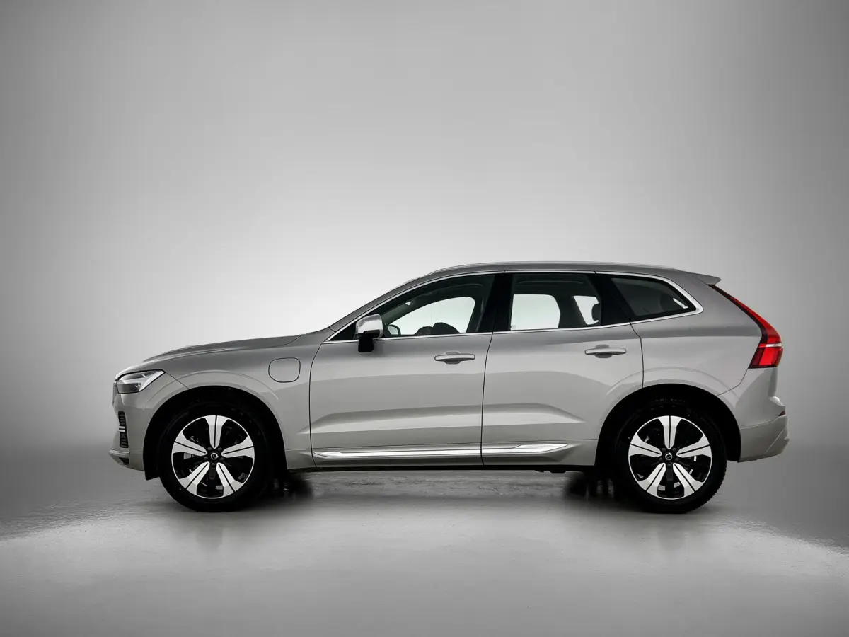 2.0 T6 Plug-in LongRange SOH 96% / AWD Plus Bright / Trekhaak / Panoramadak / Pdc+Camera / NL.Auto / Stoel-Stuurverwarming / Apk 02-2028