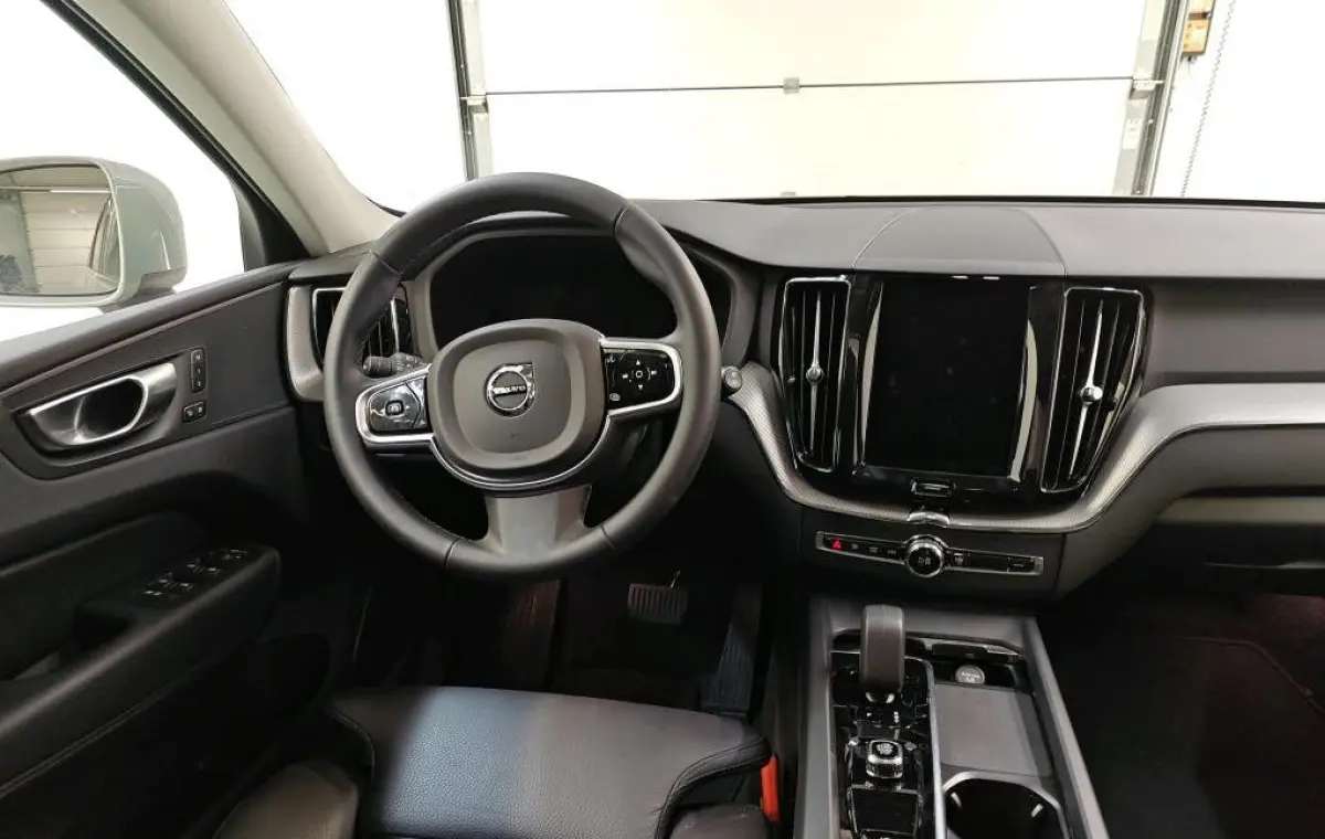 2.0 T6 Plug-in LongRange SOH 96% / AWD Plus Bright / Trekhaak / Panoramadak / Pdc+Camera / NL.Auto / Stoel-Stuurverwarming / Apk 02-2028