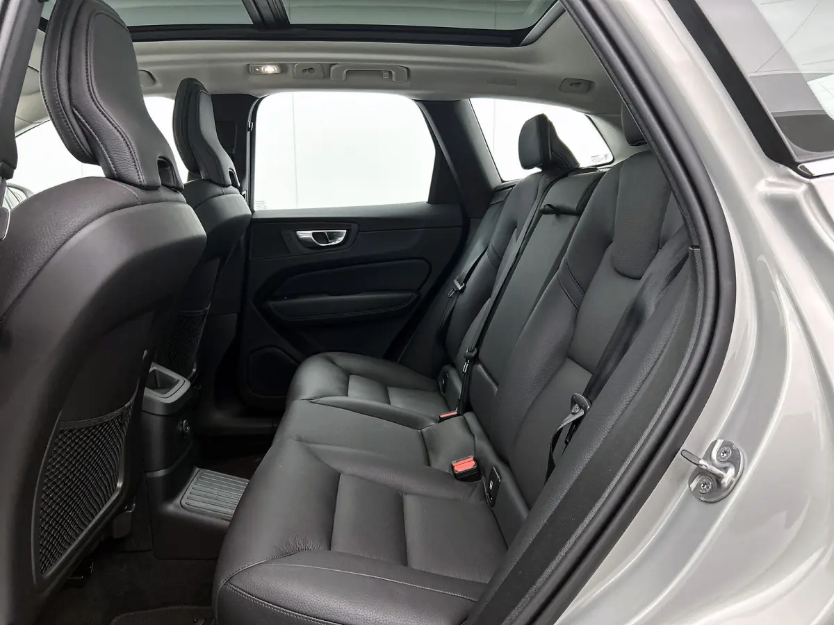 2.0 T6 Plug-in LongRange SOH 96% / AWD Plus Bright / Trekhaak / Panoramadak / Pdc+Camera / NL.Auto / Stoel-Stuurverwarming / Apk 02-2028