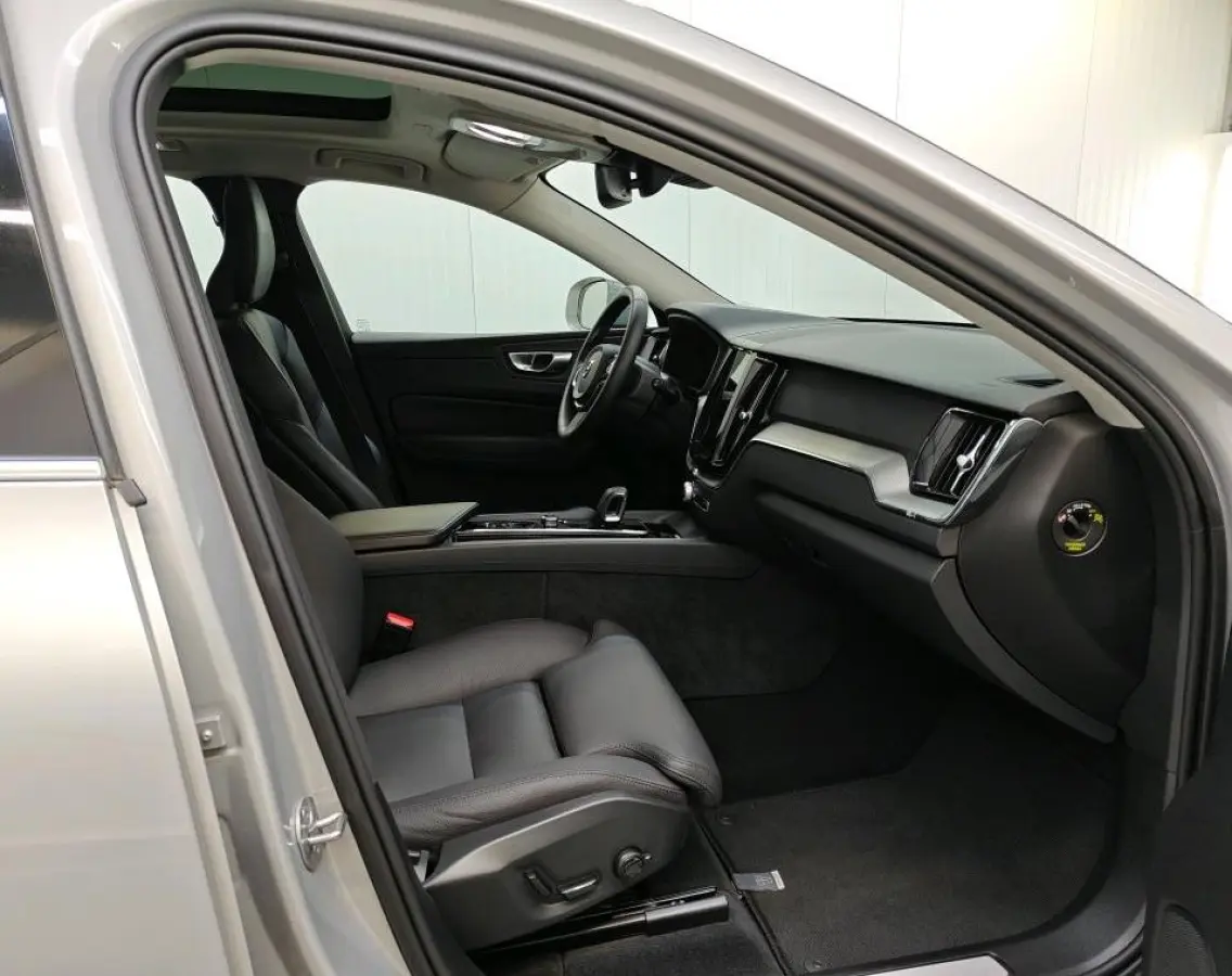2.0 T6 Plug-in LongRange SOH 96% / AWD Plus Bright / Trekhaak / Panoramadak / Pdc+Camera / NL.Auto / Stoel-Stuurverwarming / Apk 02-2028