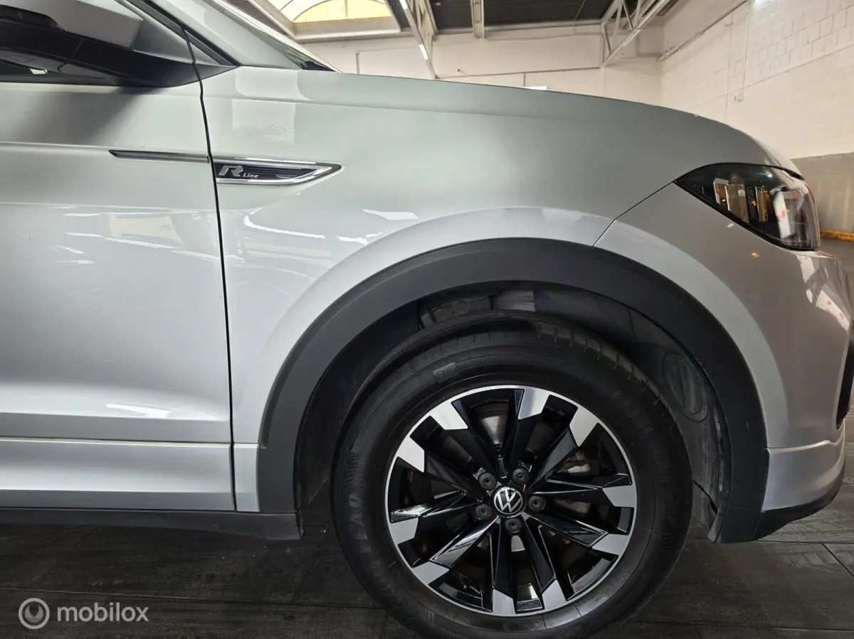 1.0 TSI R-Line| ACC | Lane A. | Carplay