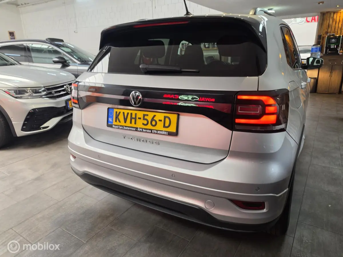 1.0 TSI R-Line| ACC | Lane A. | Carplay