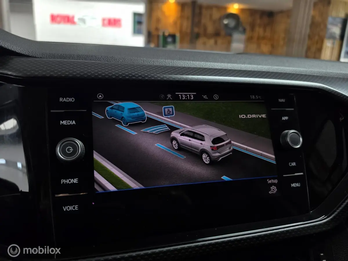 1.0 TSI R-Line| ACC | Lane A. | Carplay
