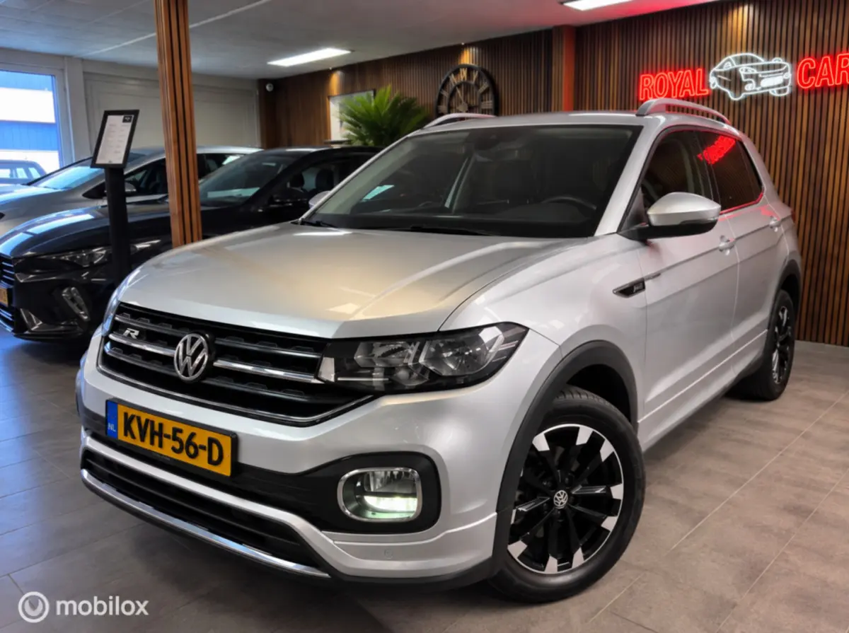 1.0 TSI R-Line| ACC | Lane A. | Carplay