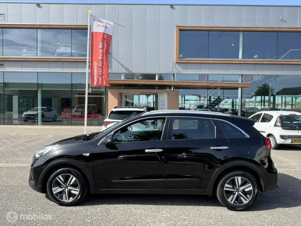 1.6 GDi HEV DynamicLine / Modeljaar 2020 / Nieuwe type / Voorstoelen en stuur verwarmd / Navigatie / Dealer onderhouden / Apple Carplay of Android auto