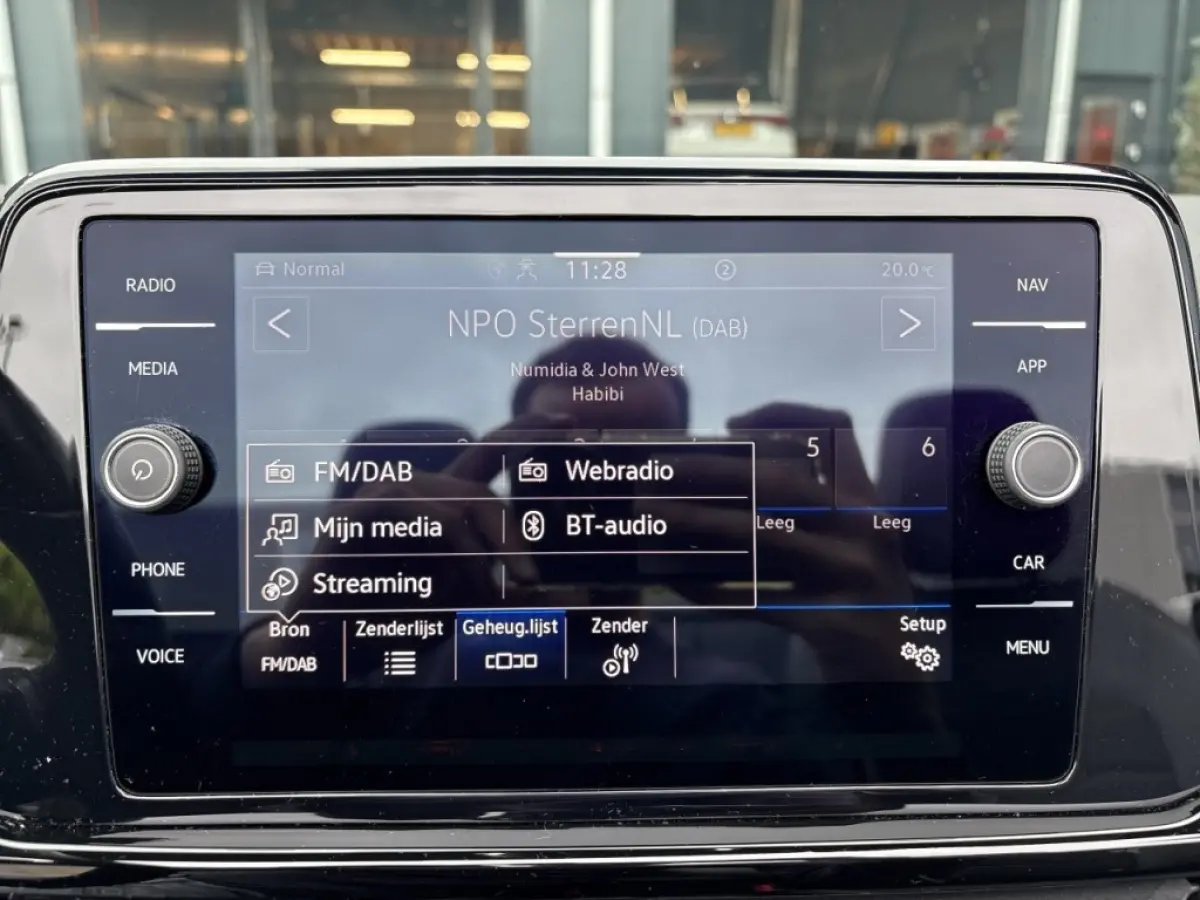 1.5 TSI DSG R-LINE BLACK OPTIK CARPLAY/ACC/STOELVERW/