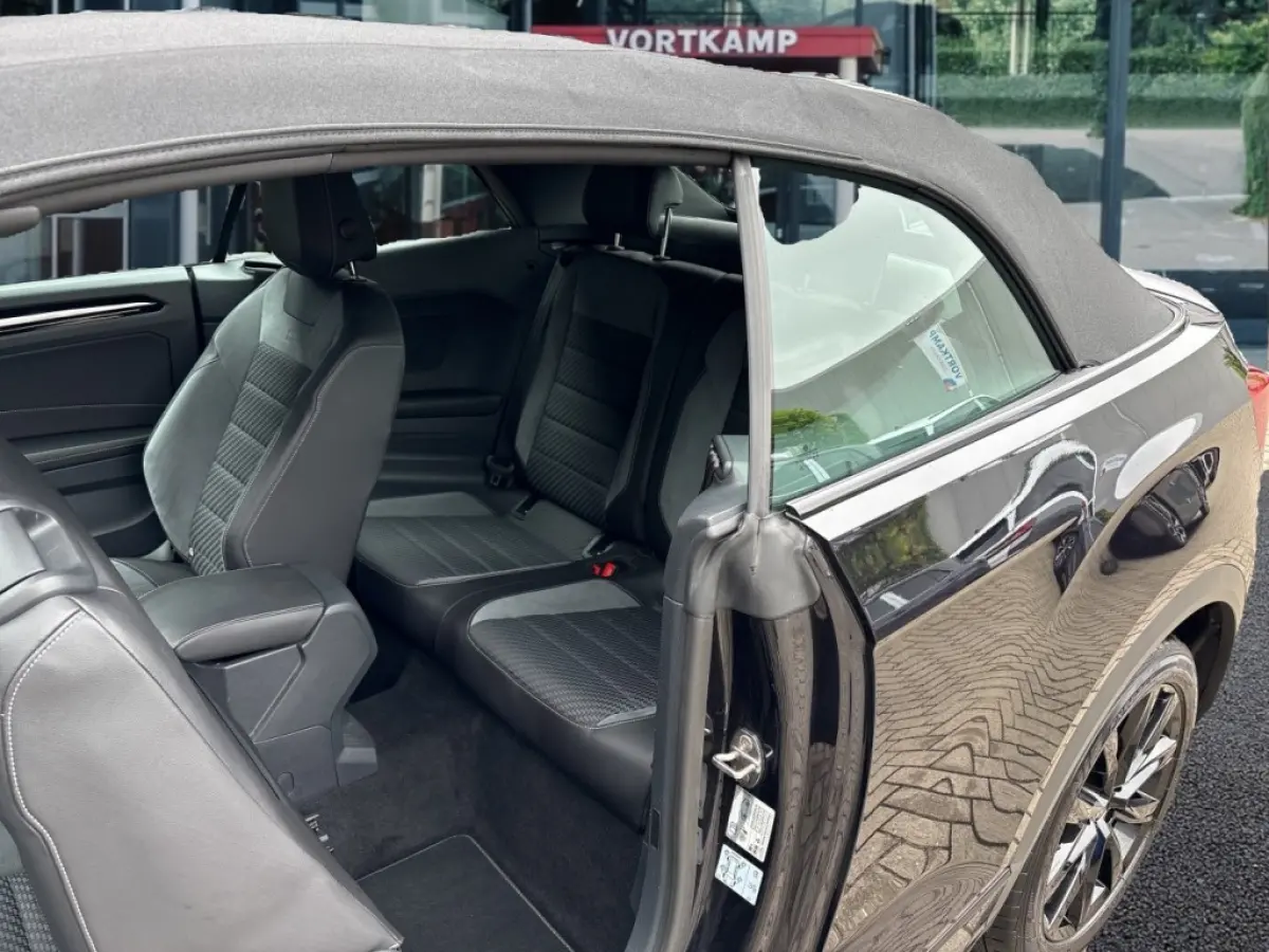 1.5 TSI DSG R-LINE BLACK OPTIK CARPLAY/ACC/STOELVERW/