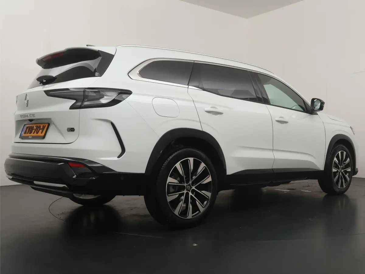 techno full hybrid E-Tech 200 - 5 zitplaatsen | pack privilège |