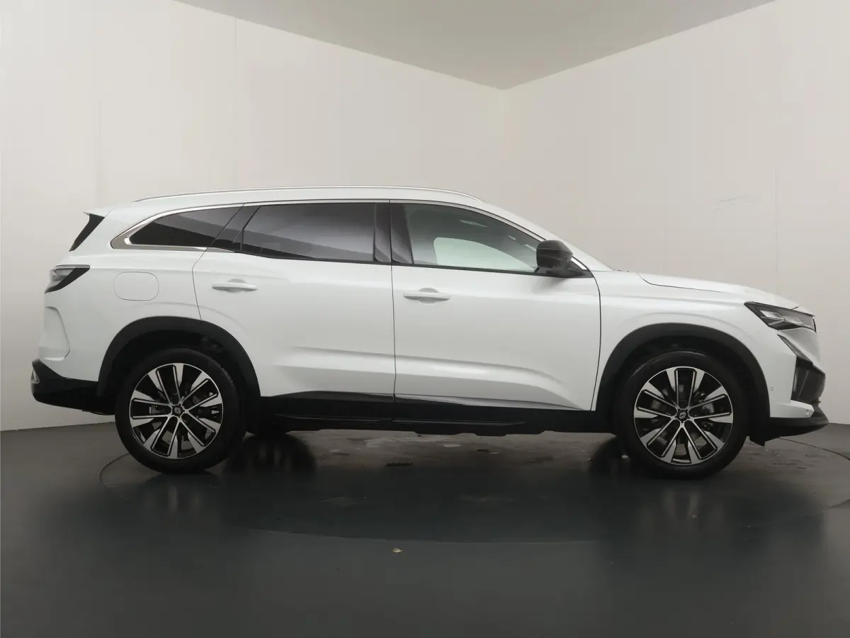 techno full hybrid E-Tech 200 - 5 zitplaatsen | pack privilège |