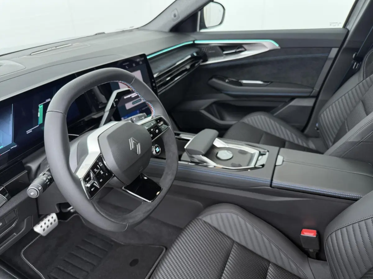 esprit Alpine full hybrid E-Tech 200 | pack light & sound | pack privilège |